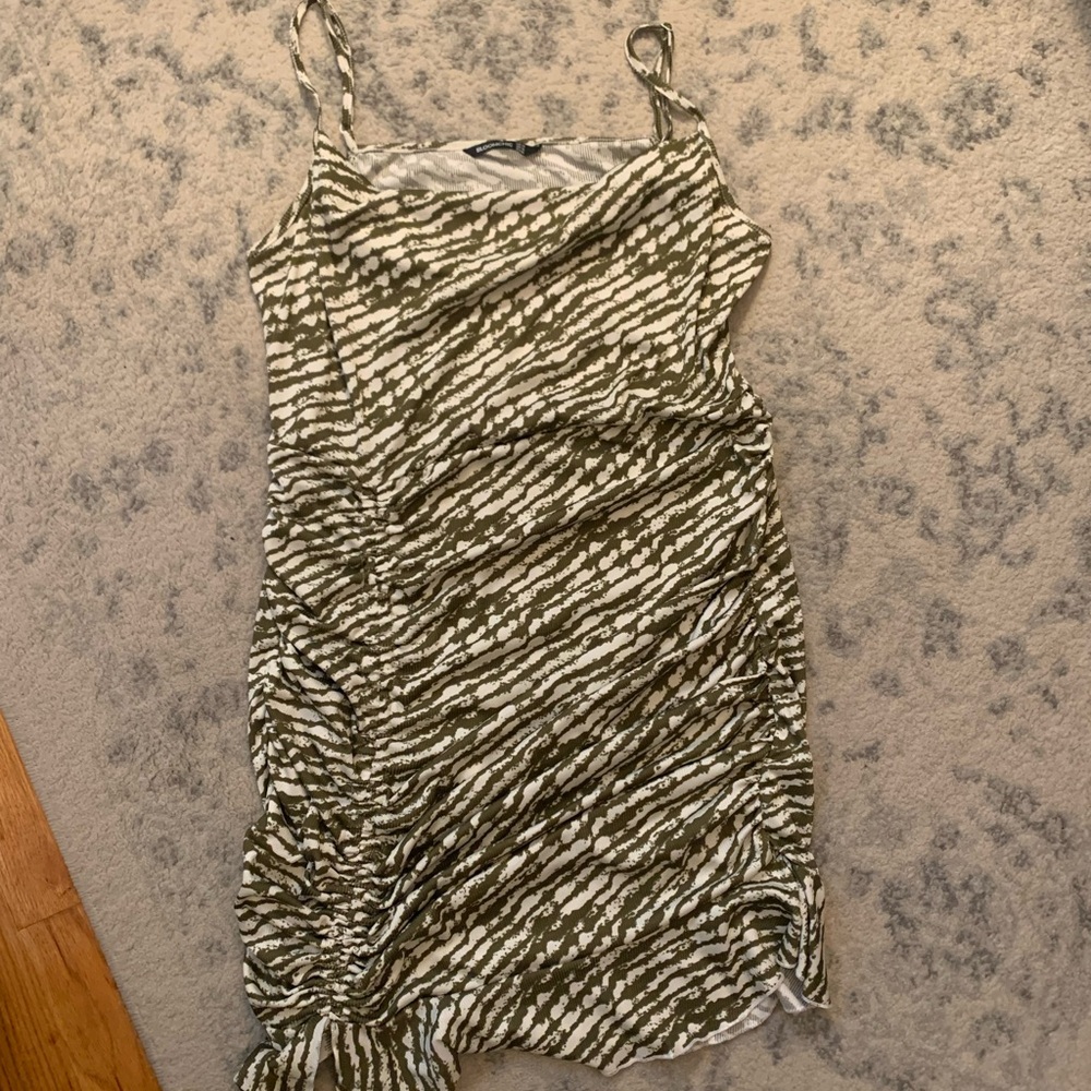 BloomChic Olive and White Patterned Dress